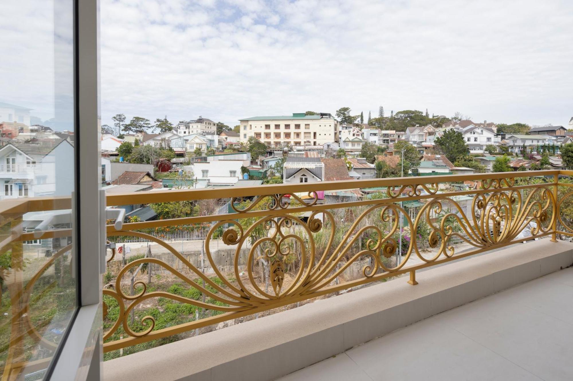 Romance Hotel Dalat Eksteriør bilde